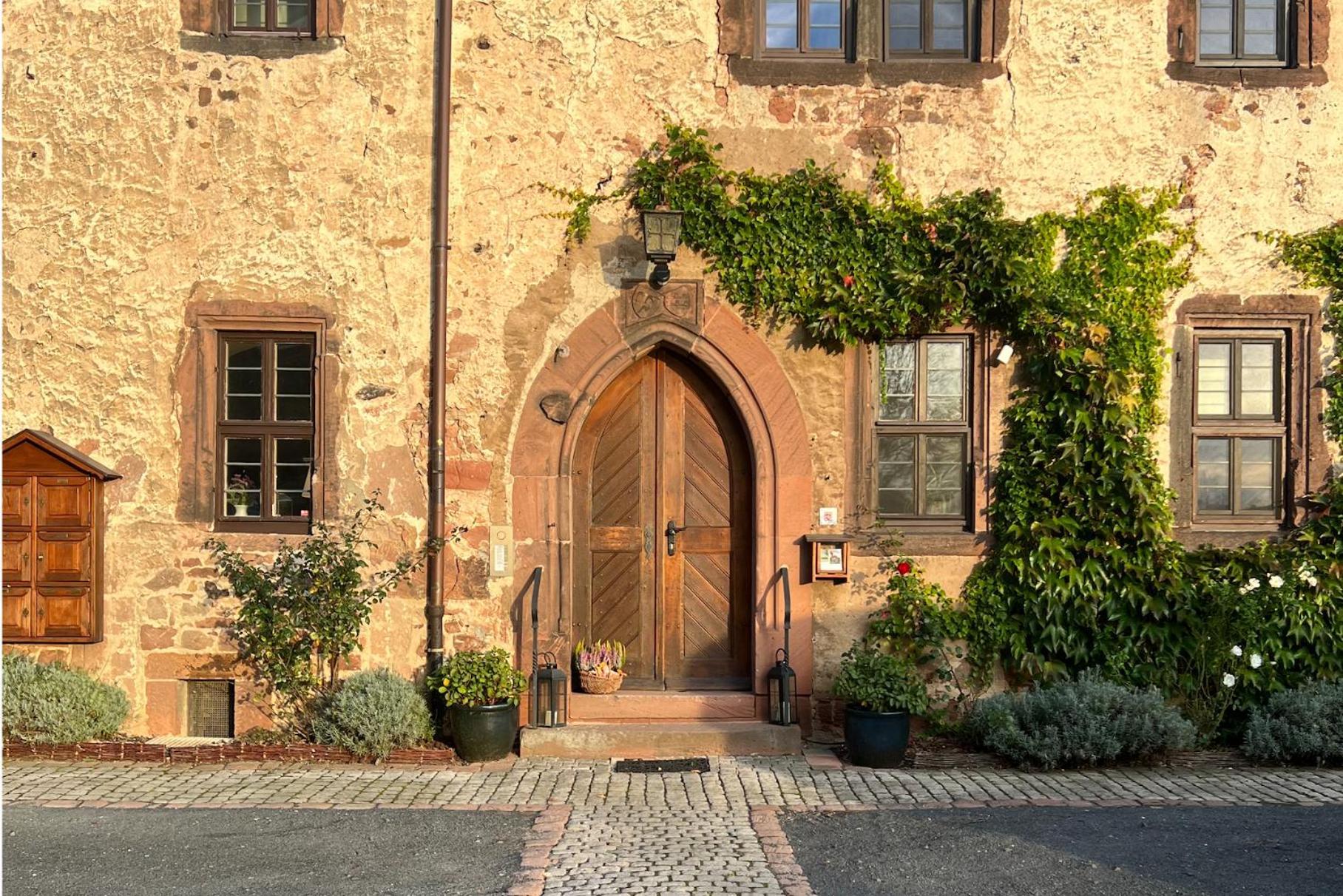 Alte Foersterei - Elegantes Apartment In Der Historischen Hinterburg Schlitz - Nahe Fulda Und Bad Hersfeld Esterno foto